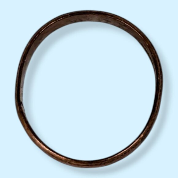 V. Etched Copper Band Ring - Picture 4 of 8